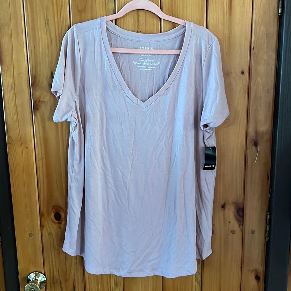 Torrid women’s V-neck tee. Classic fit. Size 2. NWT
